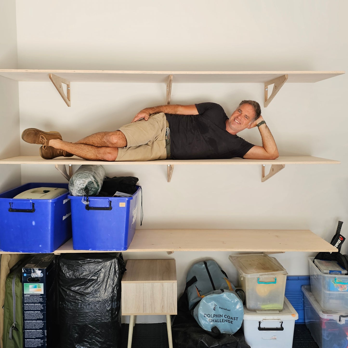 2400mm OneBolt™ shelf kit.