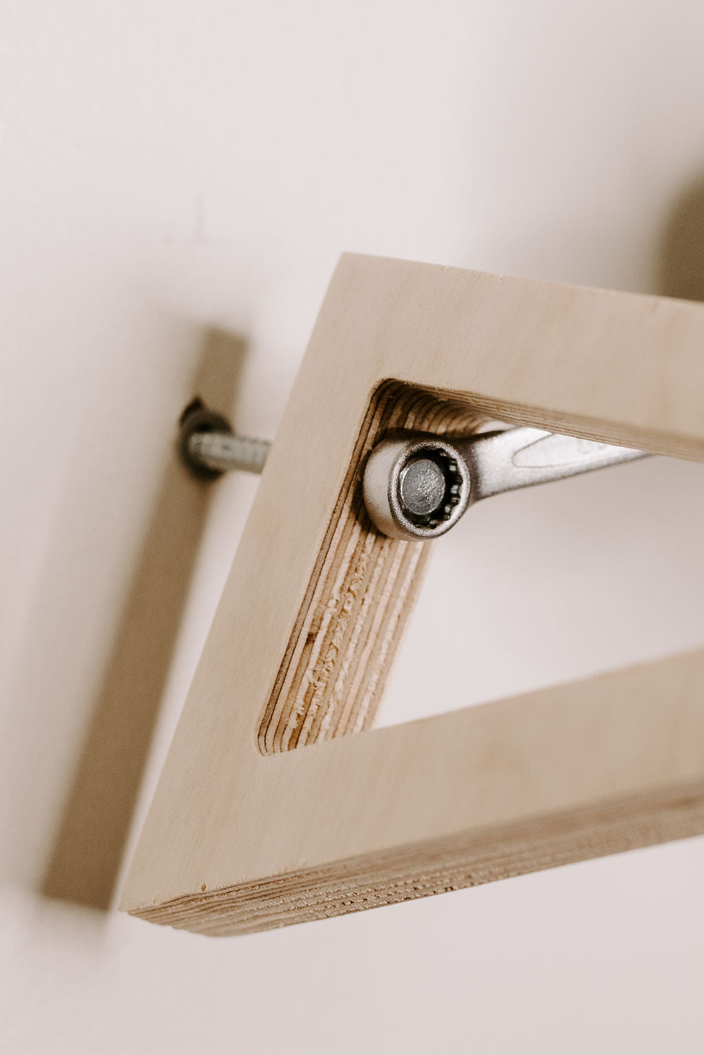 2400mm OneBolt™ shelf kit.